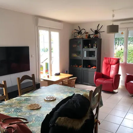 Happy Hour, 4 Chambres, Jardin, Parking, Hauteurs De Holiday home