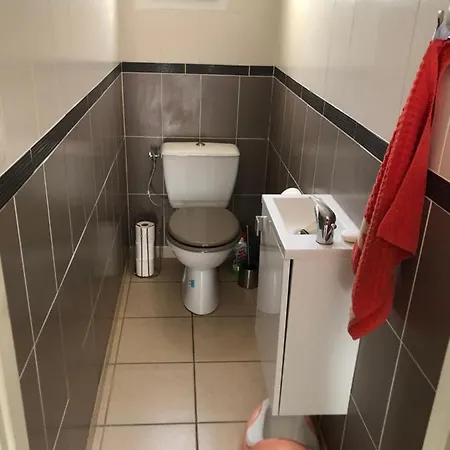Holiday home Happy Hour, 4 Chambres, Jardin, Parking, Hauteurs De